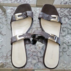 Nine West Dark Brown Slip On Sandals Silver Accents Size 8 M